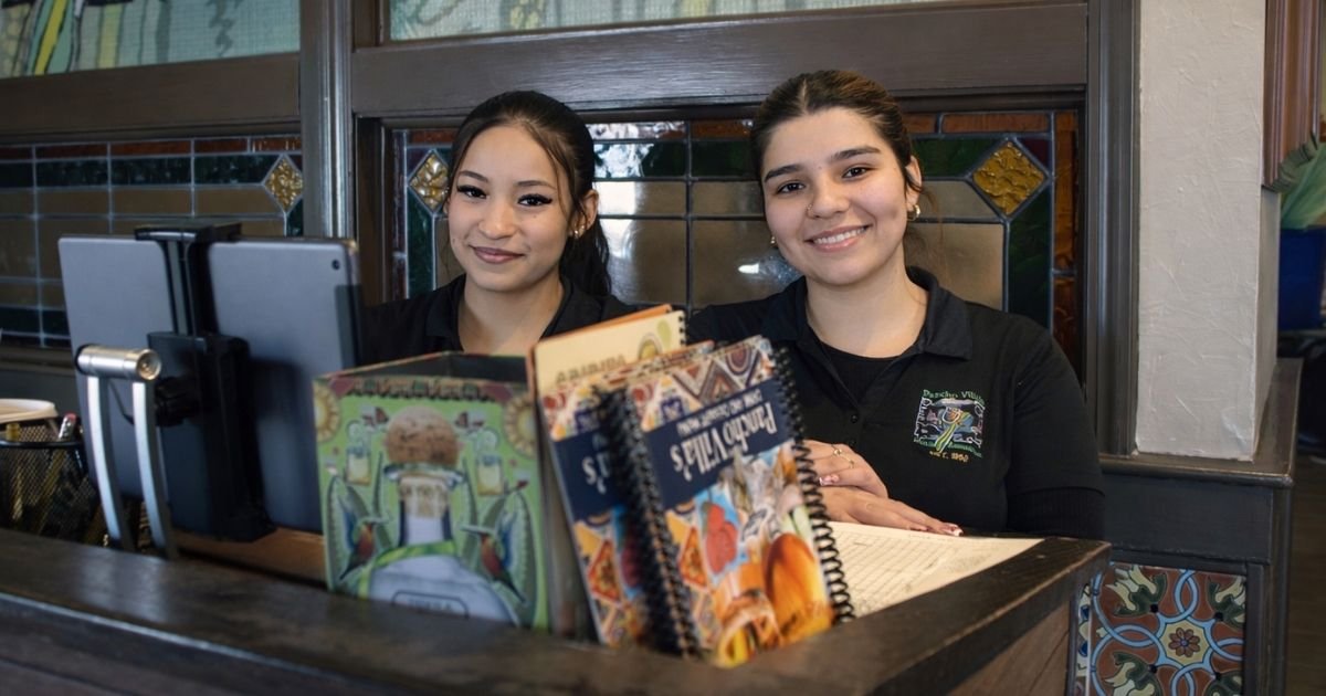 Restaurant dining room
