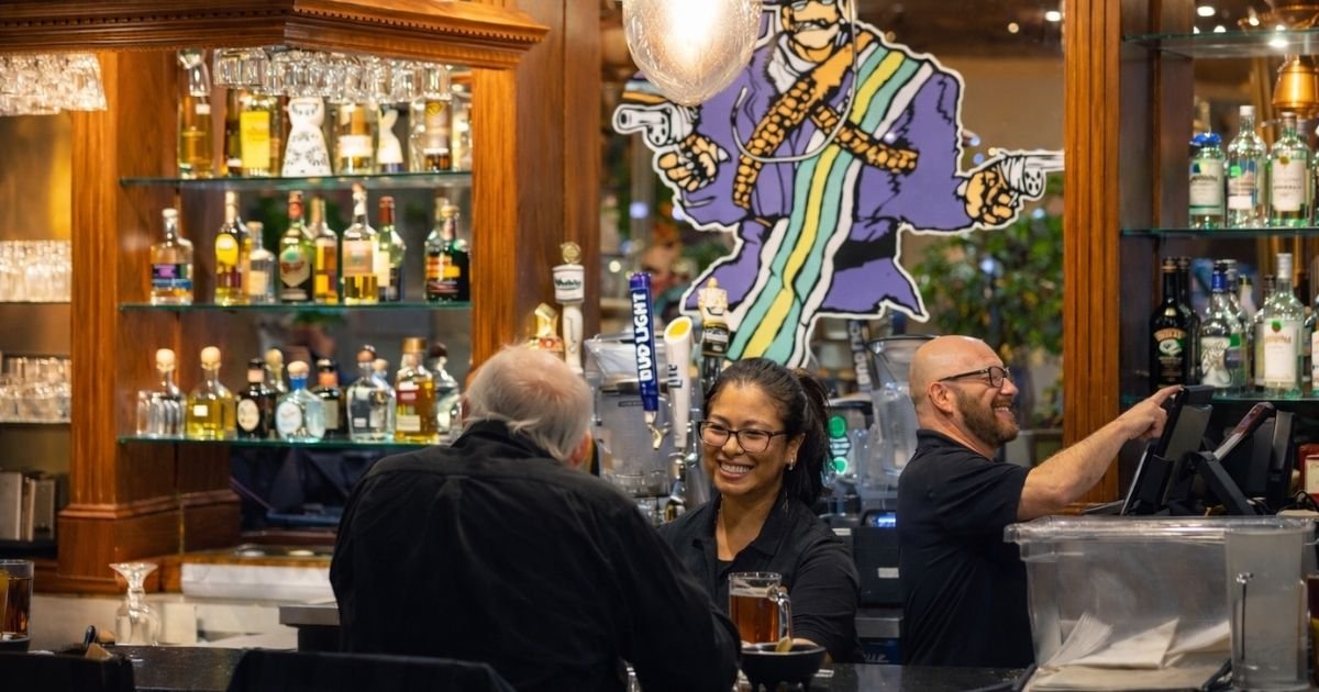 Pancho Villa dining atmosphere